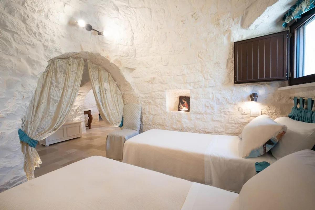 Valle D'Itria Trulli E Alcova Mikael ชิสแตร์นีโน ภายนอก รูปภาพ