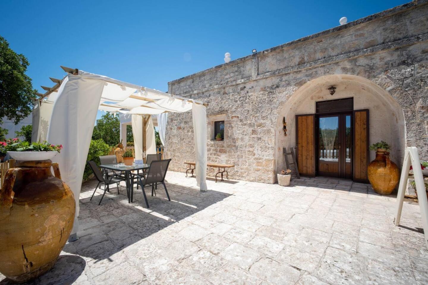Valle D'Itria Trulli E Alcova Mikael ชิสแตร์นีโน ภายนอก รูปภาพ