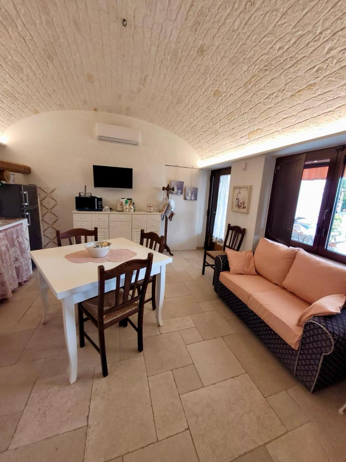 Valle D'Itria Trulli E Alcova Mikael ชิสแตร์นีโน ภายนอก รูปภาพ